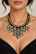 Ribbon necklace