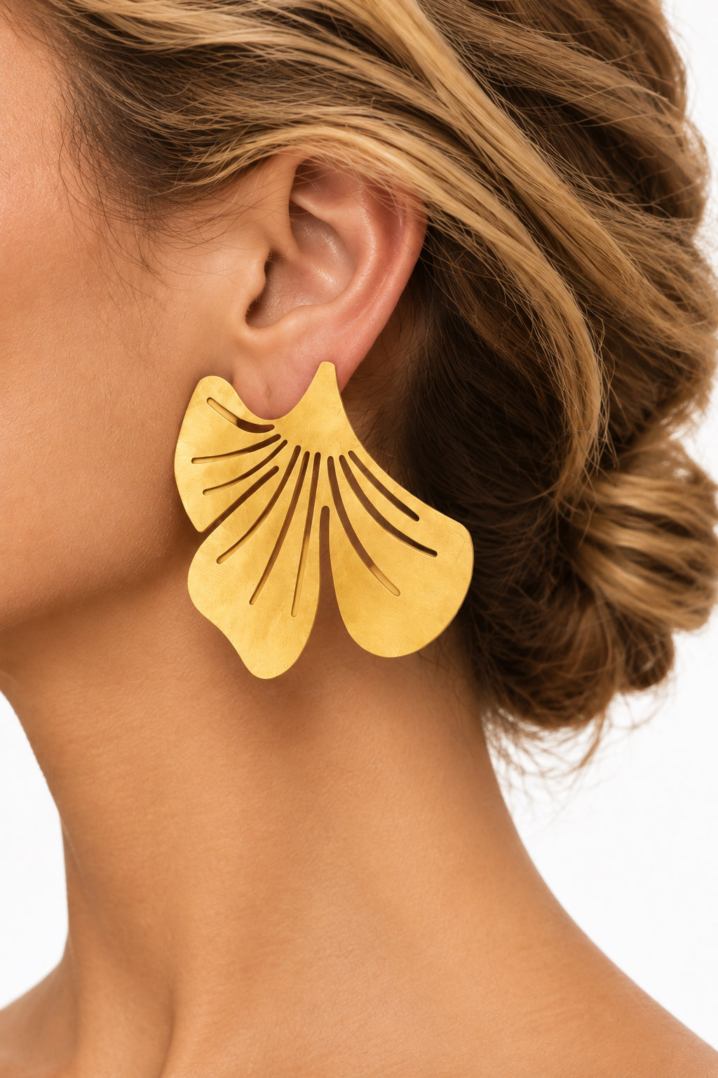 Flora earrings
